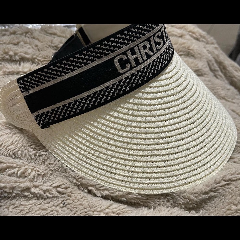 Vizor hat for women